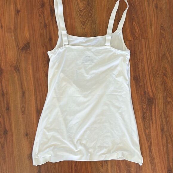 Maidenform white convertible thick strap tank top shape wear M - Picture 4 of 4